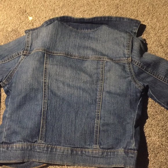 Jean jacket - Picture 3 of 3